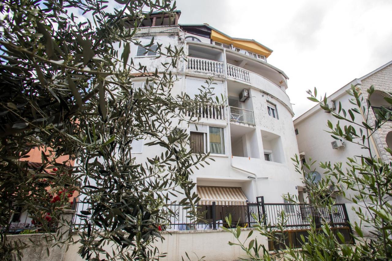 Dom B Apartments 부드바 외부 사진